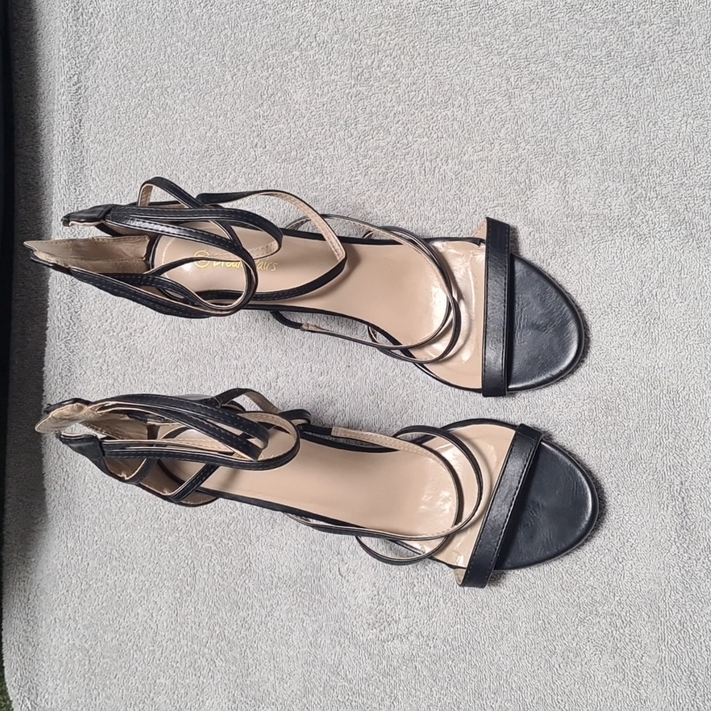 Black 4in Heels